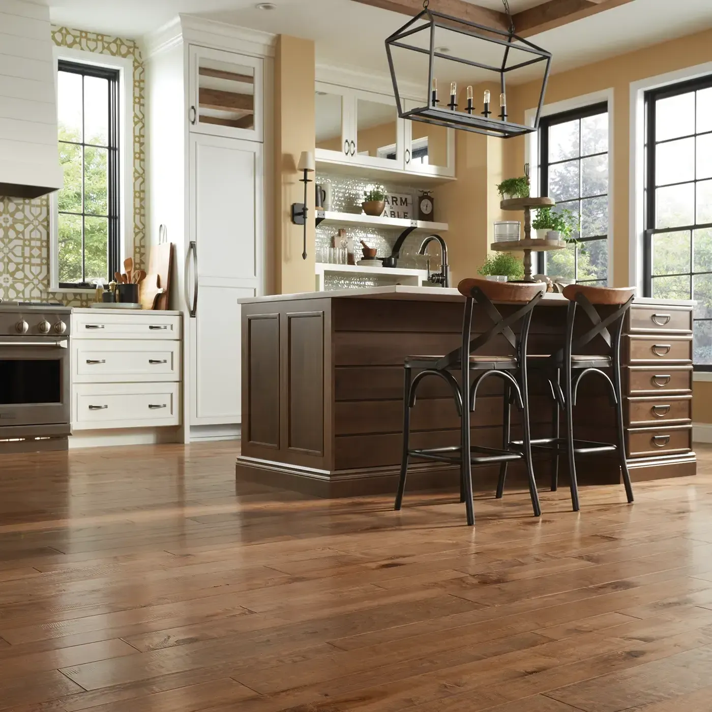 Kitchen hardwood | Signature Flooring, Inc